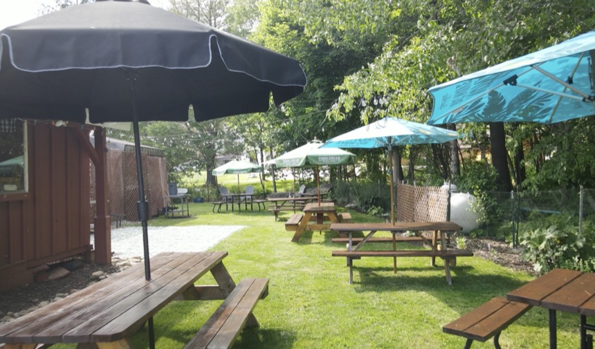 The back lawn in summer — photo: The Loft Tavern